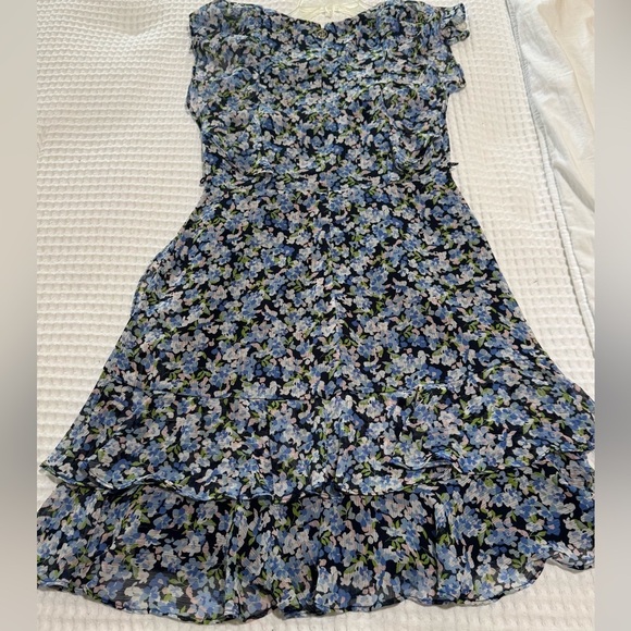 TOMMY HILFIGER Dress Chiffon Blue Pink Flowers Ruffled Sz 4 (Missing belt) - Picture 5 of 5